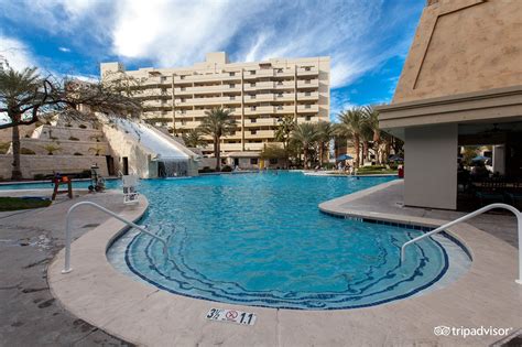 hilton vacation club cancun resort las vegas  1 of 12