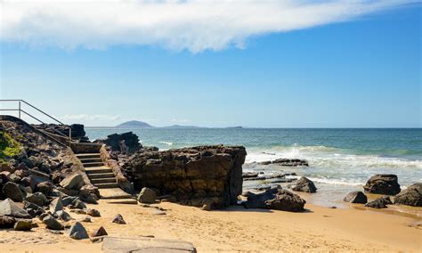 holiday home mooloolaba  Wake up to lovely river views from your private balcony