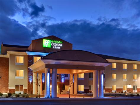 holiday inn express airport albuquerque  0