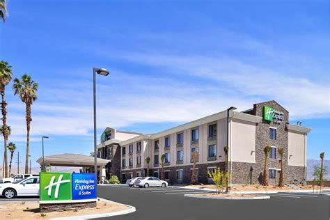 holiday inn express coachella 5 /5 1174 Reviews Spacious King Room Check In Check Out Manage Reservations Check-In: 3:00 PM Check-Out: 12:00 PM Minimum Check-In Age: 21 Email: info@hieindio