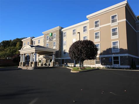 holiday inn express danbury ct  - See 306 traveler reviews, 78 candid photos, and great deals for Holiday Inn Express & Suites Danbury - I-84, an IHG hotel at Tripadvisor