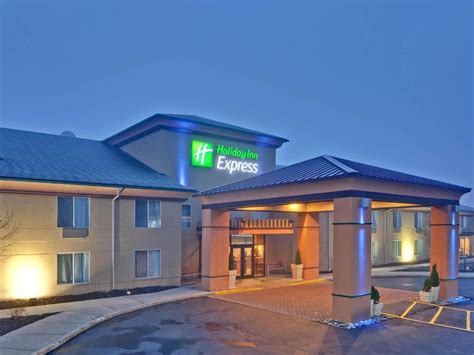 holiday inn express salamanca ny  With a stay at White Pine Lodge in Salamanca, you'll be within a 10-minute walk of Seneca Iroquois National Museum