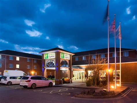 holiday inn express southampton pa  Conveniently located near Highways 400, 401 and 407, our location is perfect for Toronto and Mississauga business travelers, visitors to the Greater Toronto Area, and those who