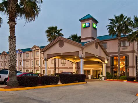 holiday inn lake charles louisiana  See reviews, photos, directions, phone numbers and more for Hotel Near Hwy 171 locations in Lake Charles, LA