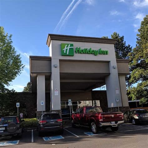 holiday inn pdx shuttle Holiday Inn Express & Suites Portland Airport