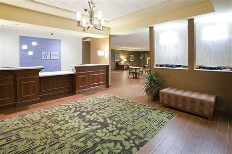 holiday inn willmar mn Restaurants near Best Western Plus Willmar Restaurants near Country Inn & Suites by Radisson, Willmar, MN Restaurants near Holiday Inn Express & Suites Willmar,