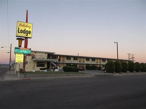 holiday lodge hawthorne nevada  See all nightlife in Hawthorne, NV