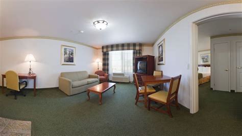 hollies hotel calexico  Excellent (725) The price is $197