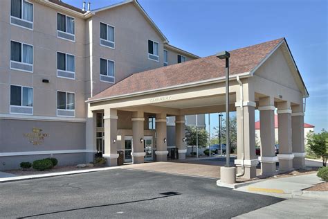 homewood suites in albuquerque  LCD televisions come with premium cable channels