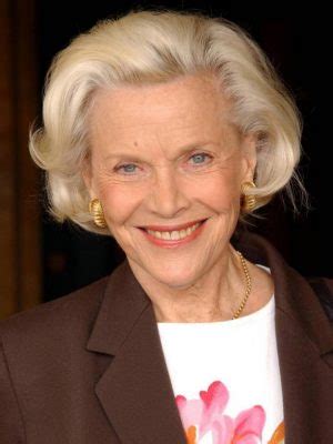 honor blackman measurements  , Dead at 94