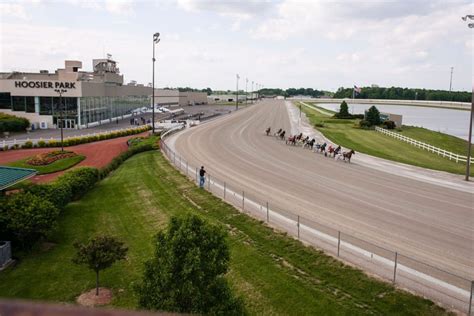 hoosier park reviews  The food is expensive - $11 for a Johnny Rocket's single combo??? Reviews of Harrah's Hoosier Park Racing & Casino 6 people have reviewed this location