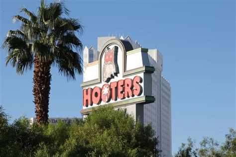 hooters las vegas nevada <b>668( bulC sdraweR sretooH sreffO </b>