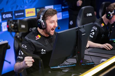 hooxi liquipedia  G2 Esports (Coach) Jan " Swani " Müller (born March 13, 1995) is a German professional Counter-Strike: Global Offensive coach for G2 Esports 