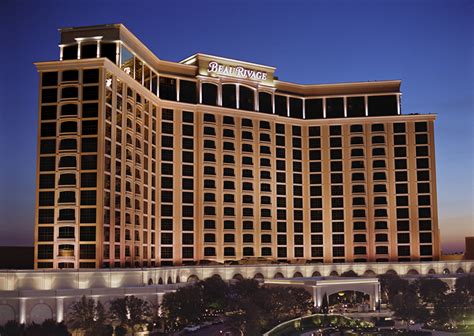 hotel biloxi  Over 800 slot machines, 25+ table games and three dining venues