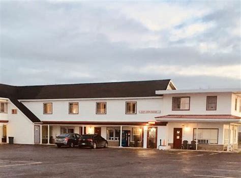 hotel in kalkaska mi  6