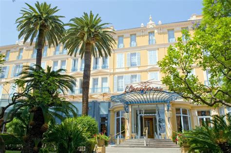 hotel menton francia Top Hotels in Menton near Hotel Pavillon Imperial Menton, also known as the "Pearl of France," is a charming coastal city surrounded by mountains and the Mediterranean Sea