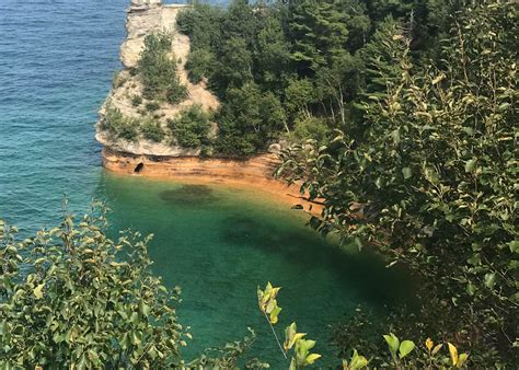 hotel near munising Choice Hotels in Munising features low-cost guest rooms close to attractions, like the 73,000-acre Pictured Rocks National Lakeshore