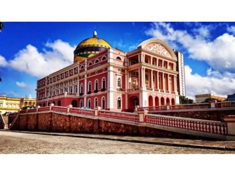 hotel proximo a teatro amazonas  The Teatro Amazonas, or the Amazonas Theatre, was built in the 19th century during Manaus’ golden era, and locals have managed to preserve its beautiful French architecture for all these years