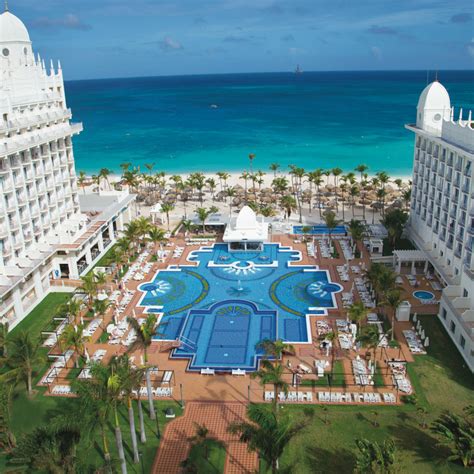 hotel riu palace aruba reviews  Food is probably good at both (never stayed at that Riu, only Divi, but have stayed at another Riu)