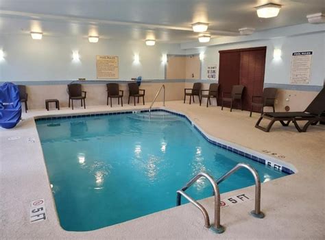 hotel with indoor pool columbia sc  Check-in