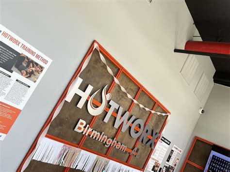 hotworx midtown  RETURNING: Ashlee Buchert and Maria 🧡