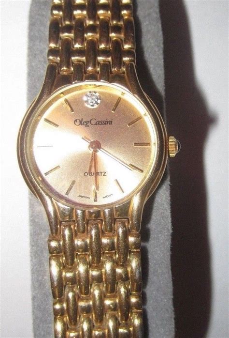 how much is a oleg cassini watch worth Fashion designer Oleg Cassini, famed nearly as much for the glamorous women in his life as for the fashions he created, passed away on March 17, 2006