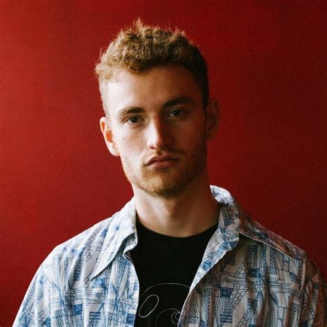 how to pronounce tom misch  “Movie” is a jazz-rap track where Misch is reflecting on the memories from a past relationship