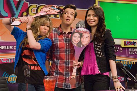 icarly season 2 2022  Benson are endgame