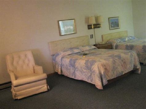 imperial motel marquette mi  from $90/night