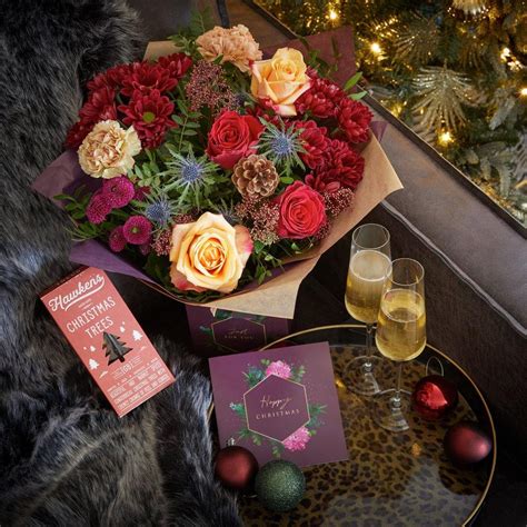 interflora cards  All courier delivered flowers will be beautifully presented in a stylish Interflora gift box