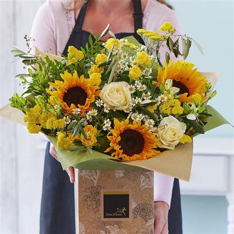 interflora flowers from uk to canada  Order online from customer rated florists for same day flower delivery