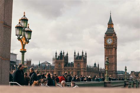 jam sekarang di london  18