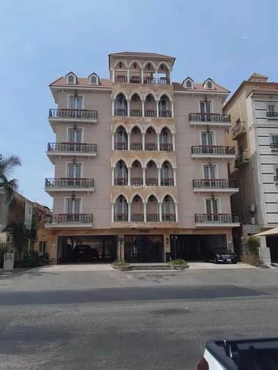 jeddah city fully furnished suites for sale  A fridge and kettle are also featured