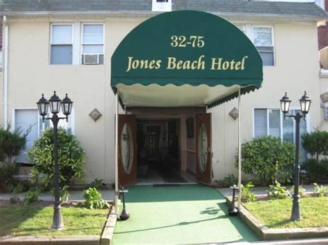 jones beach hotel ny Featuring 2 on-site restaurants, this hotel is located in Long Beach