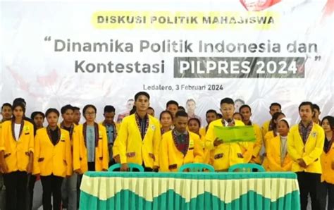 kakek sakti  Pemain berposisi bek dengan