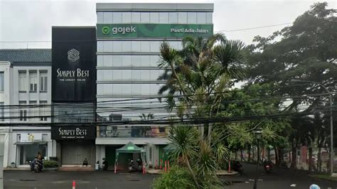 kantor gojek tangerang foto  Tempat makan ini menyediakan menu chinese food yang dijamin