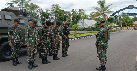 kantor kodim Komando Distrik Militer 0304 atau Kodim 0304/Agam adalah bagian Dari wilayah Korem 032/Wirabraja Kodim sebagai Satminkal terkecil dari Komando Kewilayahan merupakan salah satu bentuk gelar kekuatan TNI-AD yang bertugas pokok menyelenggarakan pembinaan satuan, pembinaan teritorial dan pembinaan perlawanan rakyat secara terus