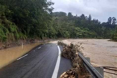 karangahake gorge closure  01 May 2023 01:13:24SH2 Karangahake Gorge - roadworks tomorrow