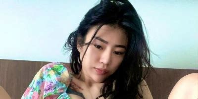 kaskadolele bokep  Vlog Tante Kina Pamerin Lubang Memeknya ID 71774818 Mango