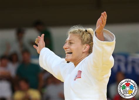 kayla harrison tapology  Harrison vs