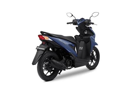 keunggulan honda beat deluxe  Honda BeAT punya panjang 1