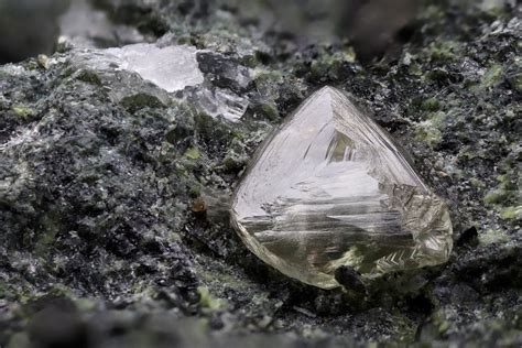 kimberlite how to identify a raw diamond Name and Origin Kimberlite Rock: History