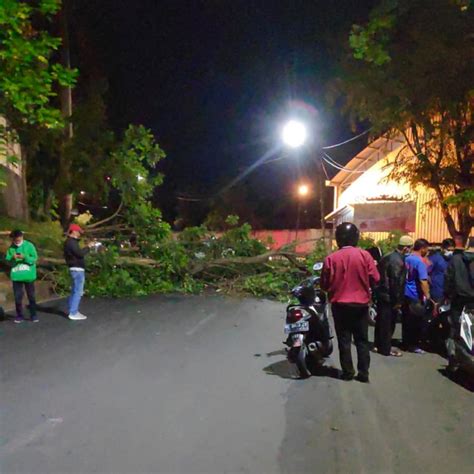 klinik pahoman foto  Kolam Renang Pahoman (Tribunlampung