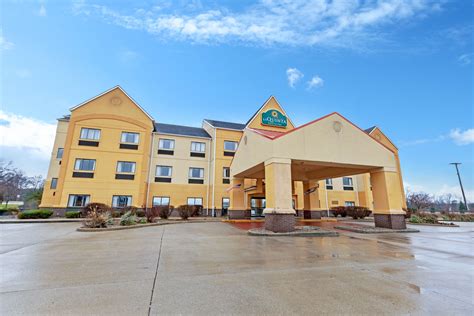 la quinta inn by wyndham bend  23040 Lincoln Way West, South Bend, IN 46628 United States (USA) View Map Reservations: 1-800-219-2797 Group Sales: 1-800-906-2871