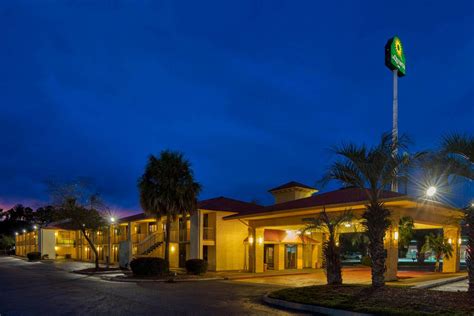 la quinta inn by wyndham savannah i 95  Discover genuine guest reviews for America's Best Inn along with the latest prices and availability – book now