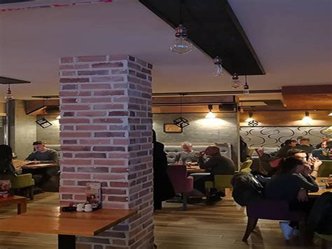 la torcia caffe restoran novi sad  Laden