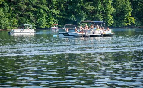 lake anna boat rental  By Arielle Patterson