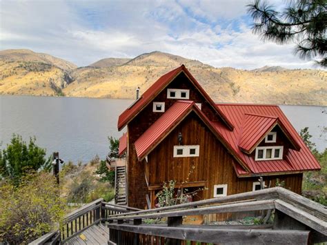 lake chelan cabins  If you’re after something really special, a luxury getaway may cost up to $160 a night