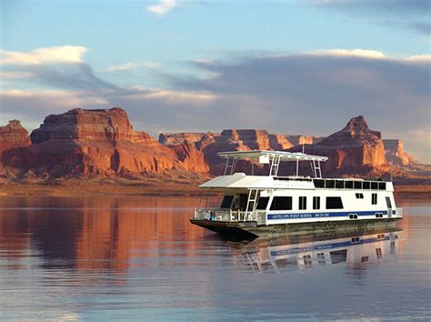 lake mohave houseboat rental  35 of them are houseboats and another 20 are smaller recreational boats