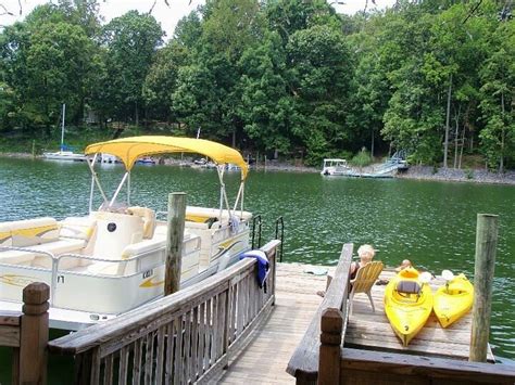 lake norman boat rentals with captain  Ronnie B